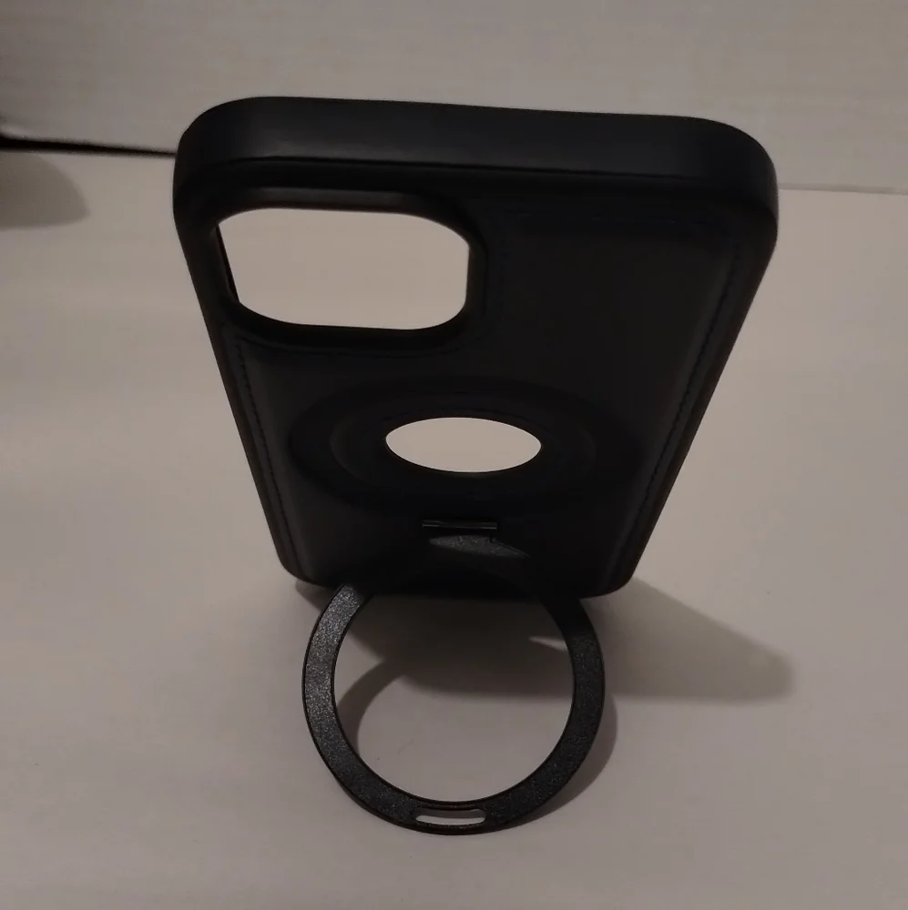 NWOT IPhone 15 Phone Case